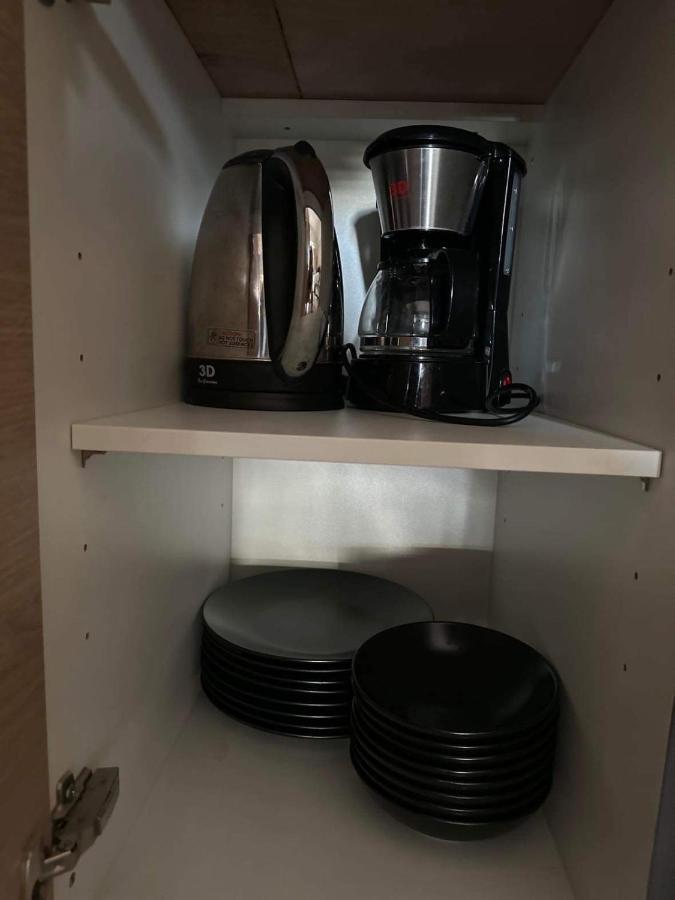 Luxury Bgc Condo In Taguig, Mckinley - Covered Parking And Wifi Free 따구익 외부 사진